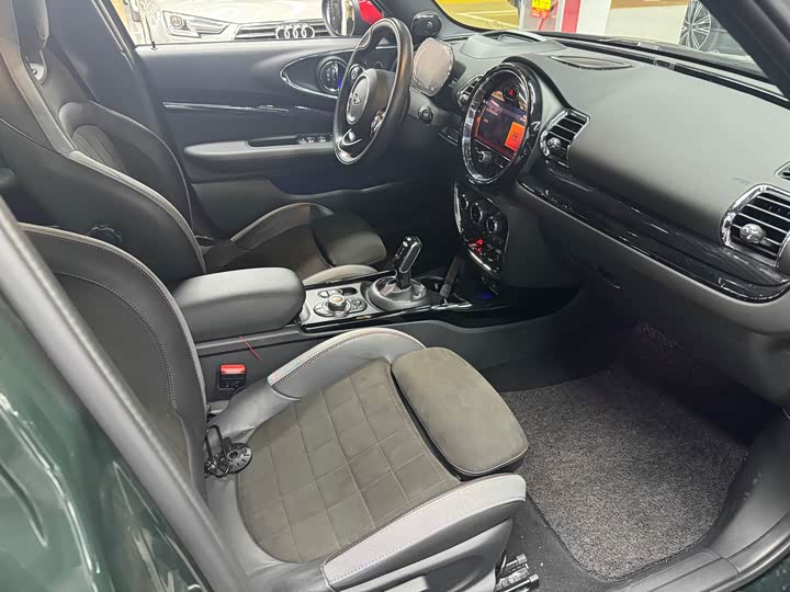 Фото 5 - Mini Clubman JCW