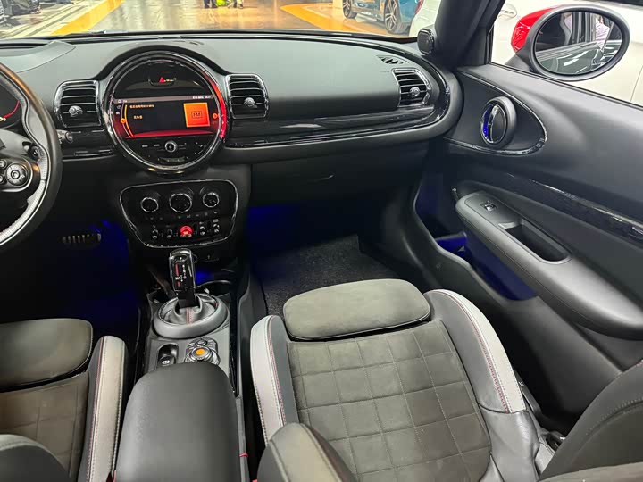 Фото 7 - Mini Clubman JCW