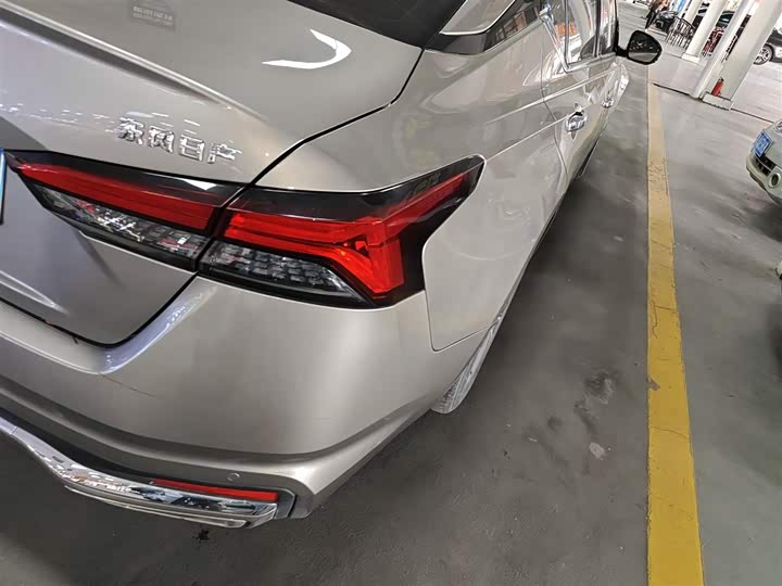 Фото 8 - Nissan Teana