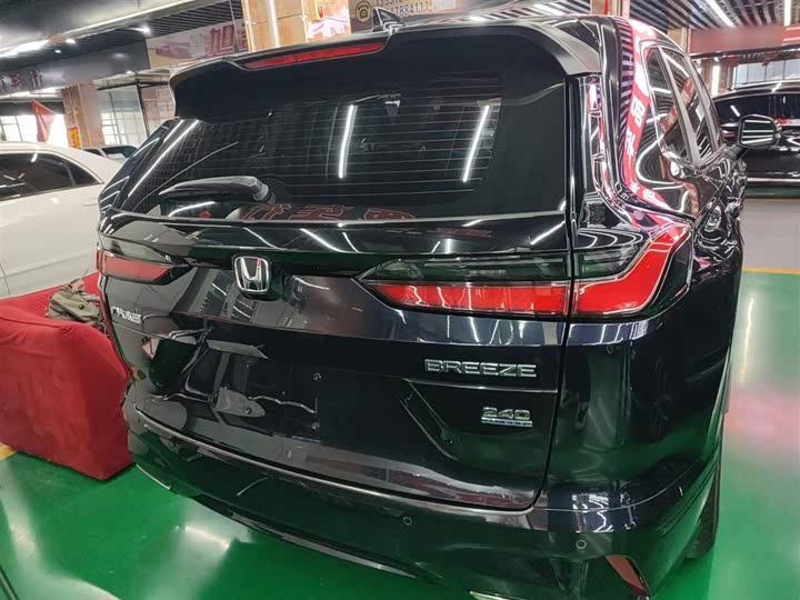 Фото 6 - Honda Breeze