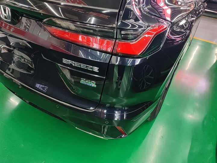 Фото 8 - Honda Breeze