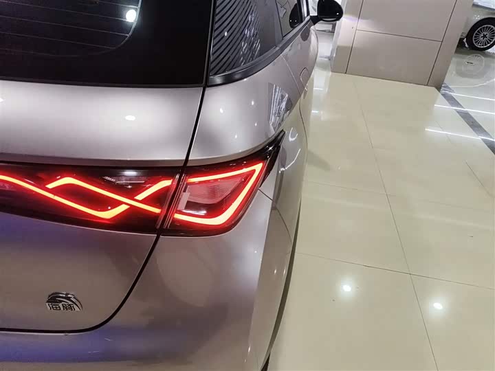 Фото 8 - BYD Dolphin