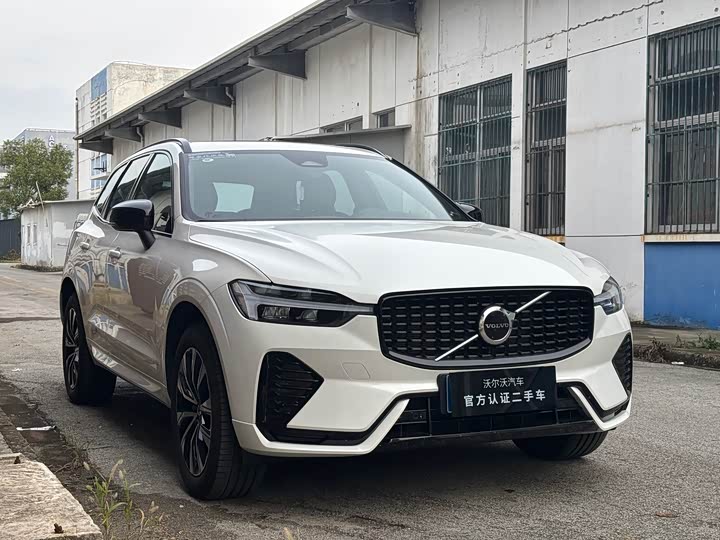 Фото 3 - Volvo XC60