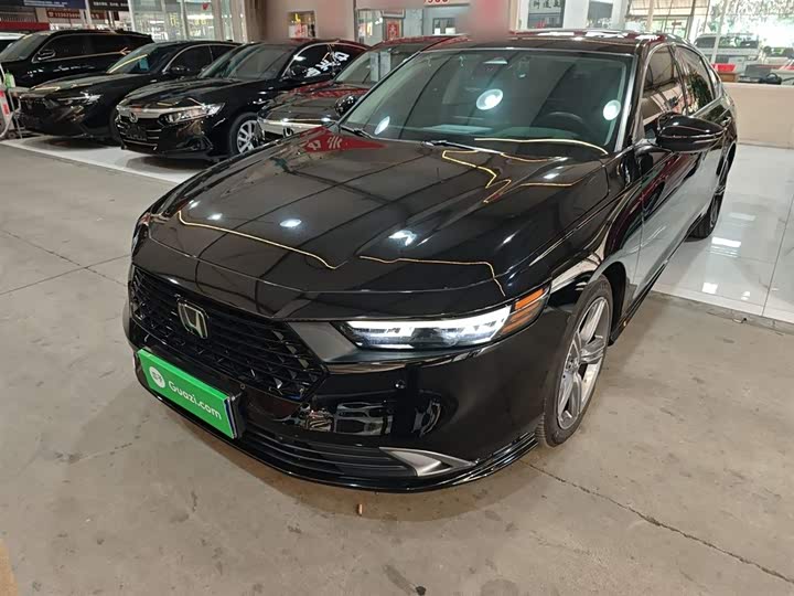 Фото 1 - Honda Accord