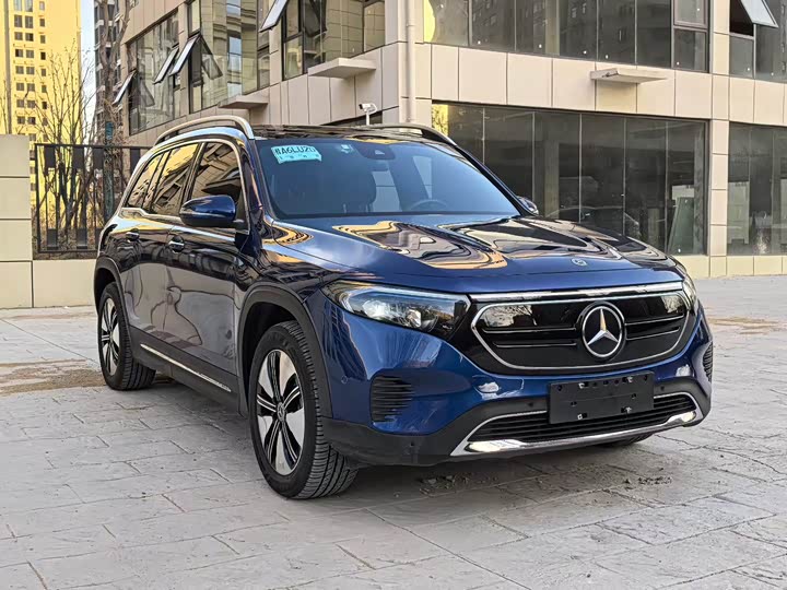 Фото 3 - Mercedes-Benz EQB