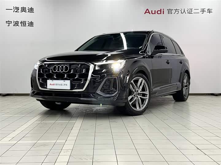 Фото 1 - Audi Q7