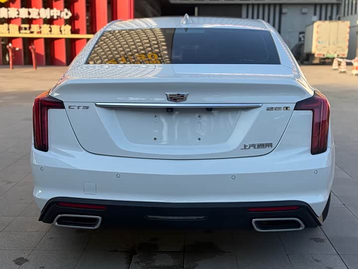 Фото 6 - Cadillac CT5