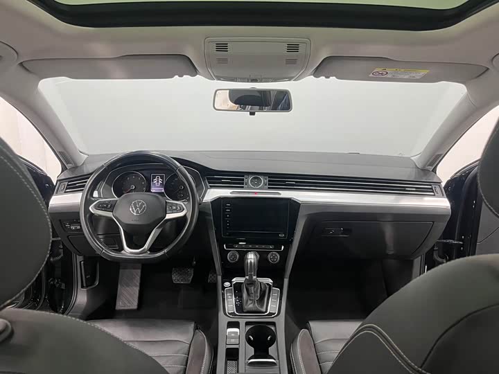 Фото 5 - Volkswagen Magotan