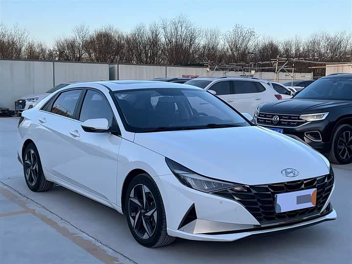Фото 3 - Hyundai Elantra N line