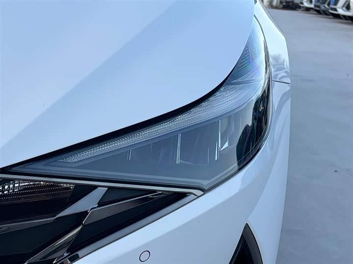 Фото 5 - Hyundai Elantra N line