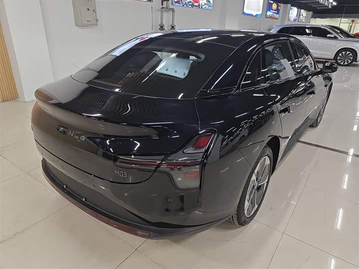 Фото 7 - XPeng Mona M03