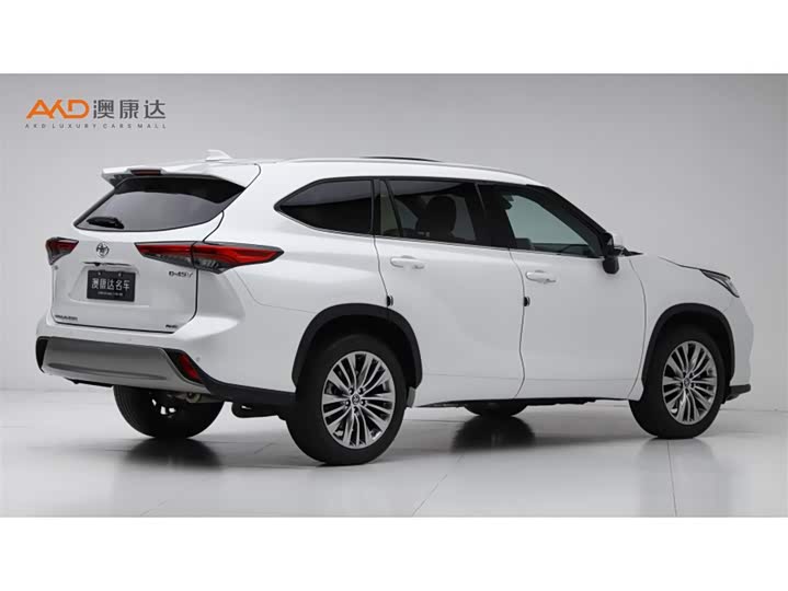 Фото 3 - Toyota Highlander