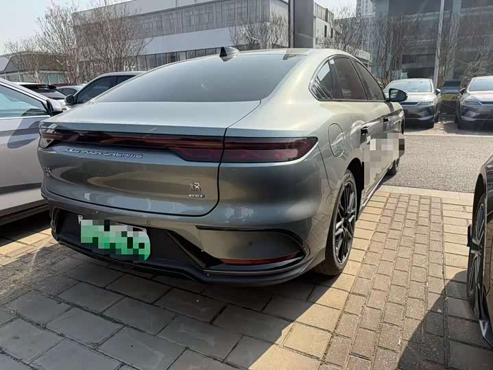 Фото 3 - BYD Han