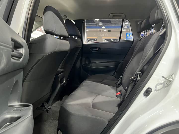 Фото 8 - Toyota Corolla Cross