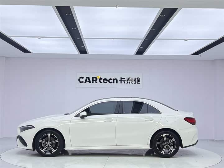 Фото 2 - Mercedes-Benz A-Class