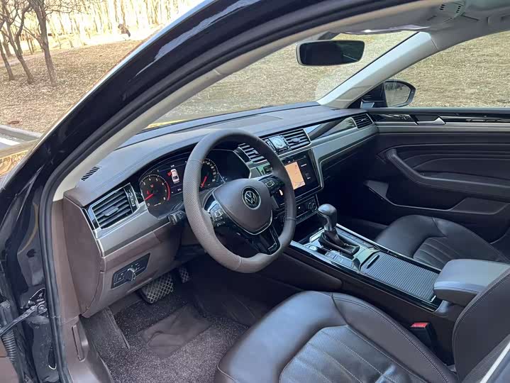 Фото 6 - Volkswagen Phideon