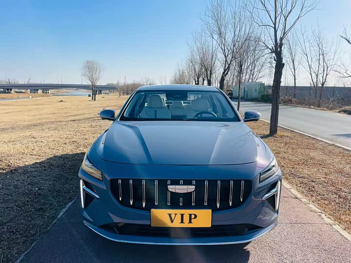 Фото 2 - Geely Preface L