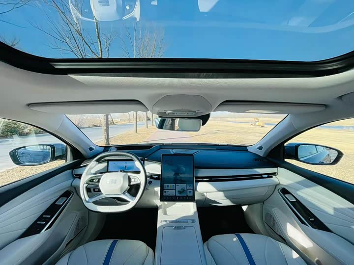 Фото 5 - Geely Preface L