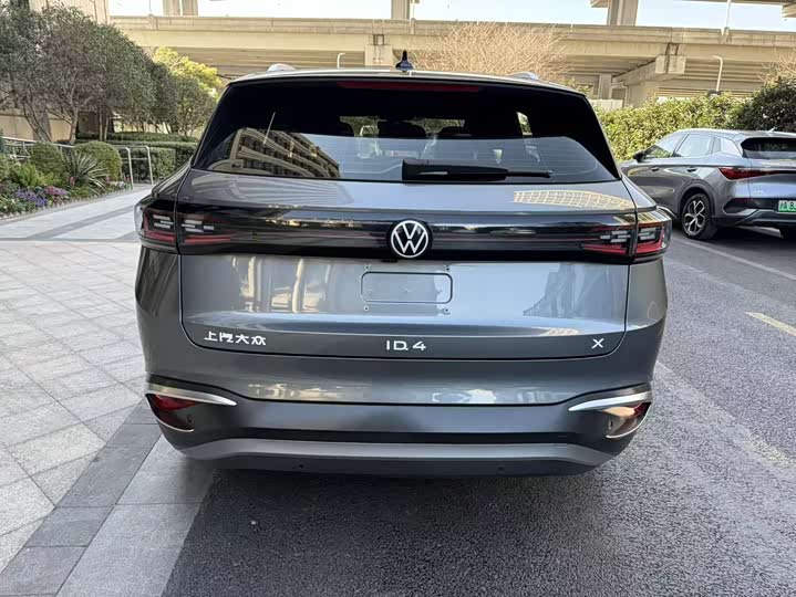 Фото 4 - Volkswagen ID.4 X