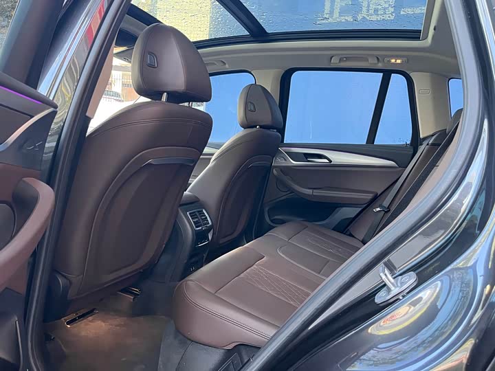 Фото 7 - BMW iX3