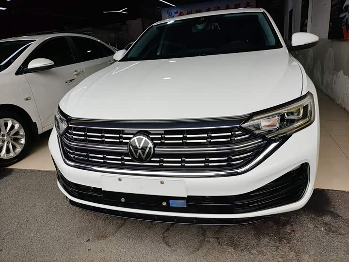 Фото 3 - Volkswagen Sagitar L