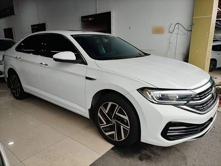 Фото 4 - Volkswagen Sagitar L