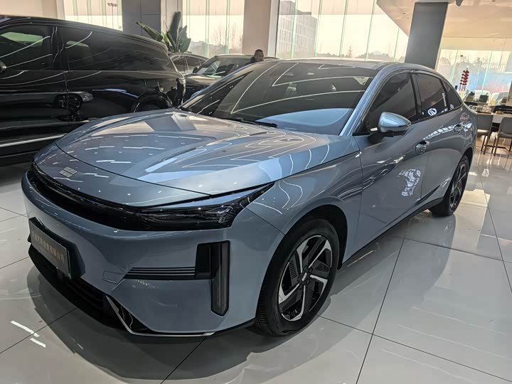 Фото 1 - Geely Galaxy L6