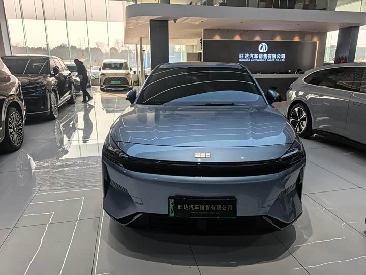 Фото 2 - Geely Galaxy L6