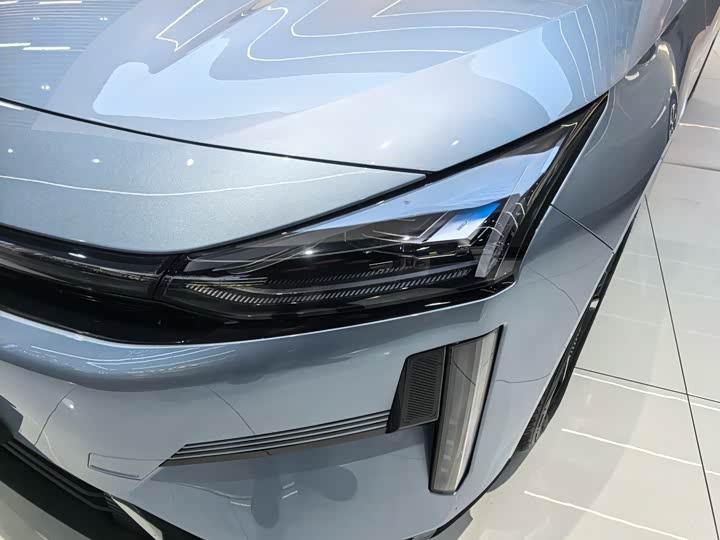 Фото 4 - Geely Galaxy L6