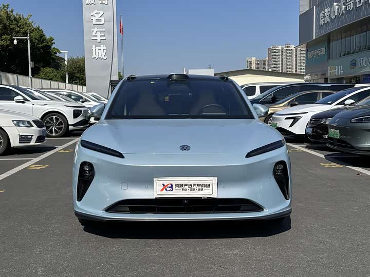 Фото 3 - Nio ET5T