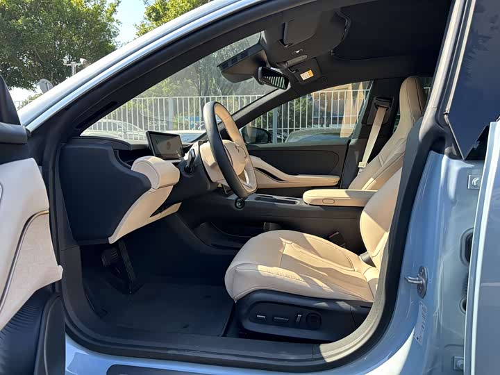 Фото 5 - Nio ET5T