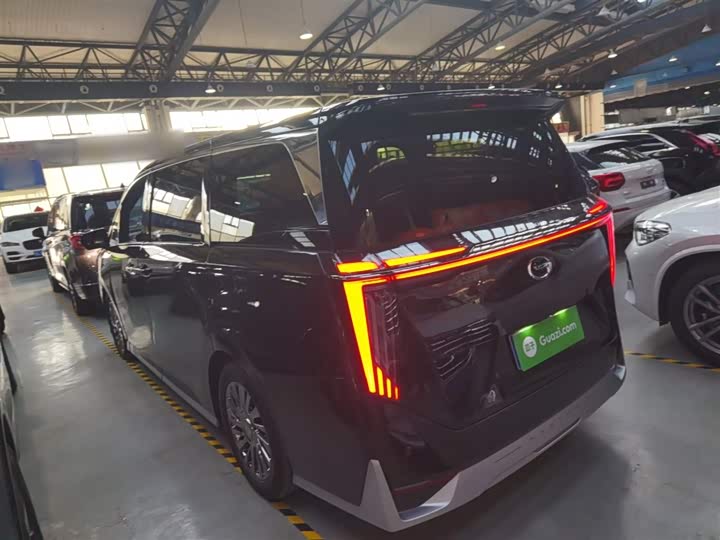 Фото 5 - GAC Trumpchi M8