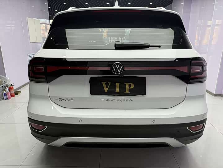 Фото 3 - Volkswagen Tacqua