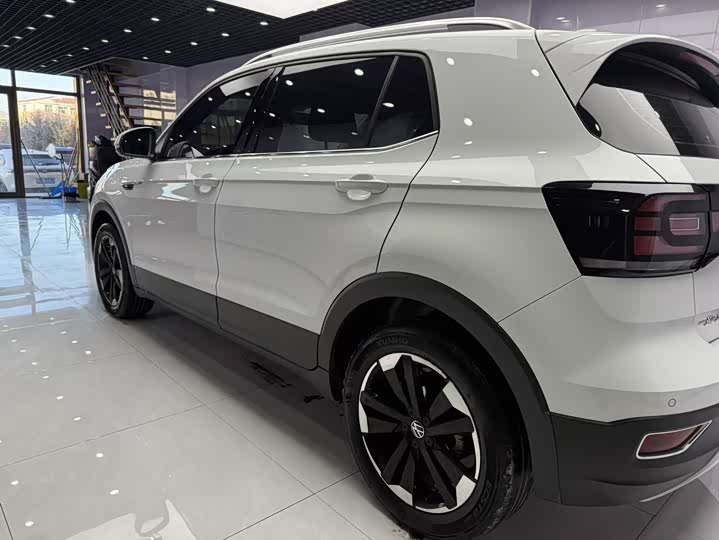 Фото 7 - Volkswagen Tacqua