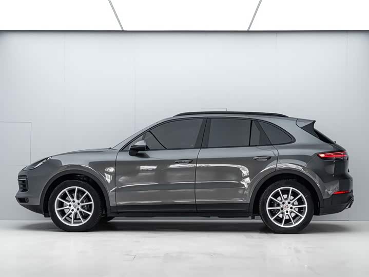 Фото 5 - Porsche Cayenne