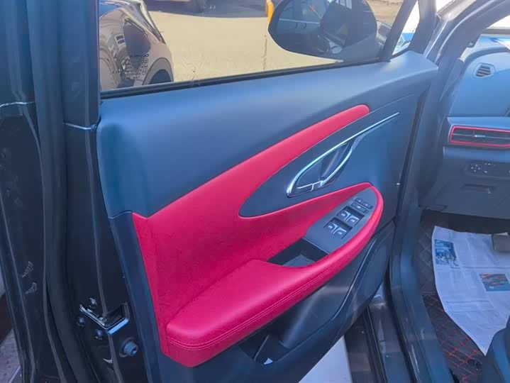 Фото 7 - Changan UNI-T