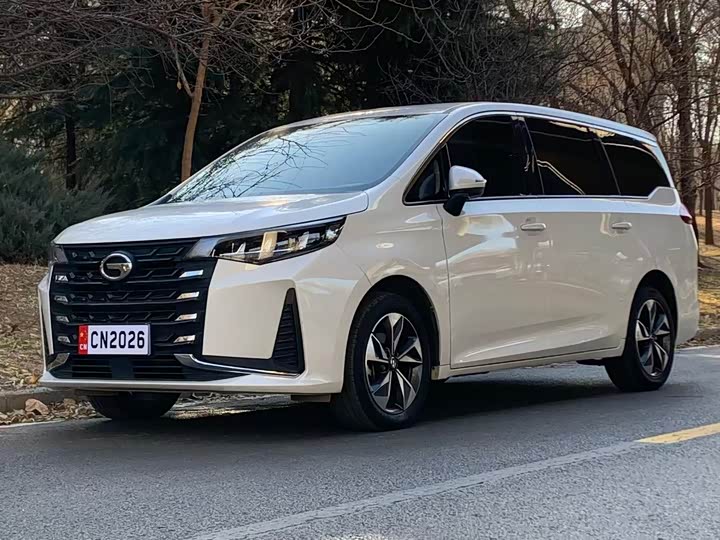 Фото 1 - GAC Trumpchi M6