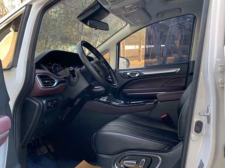 Фото 6 - GAC Trumpchi M6