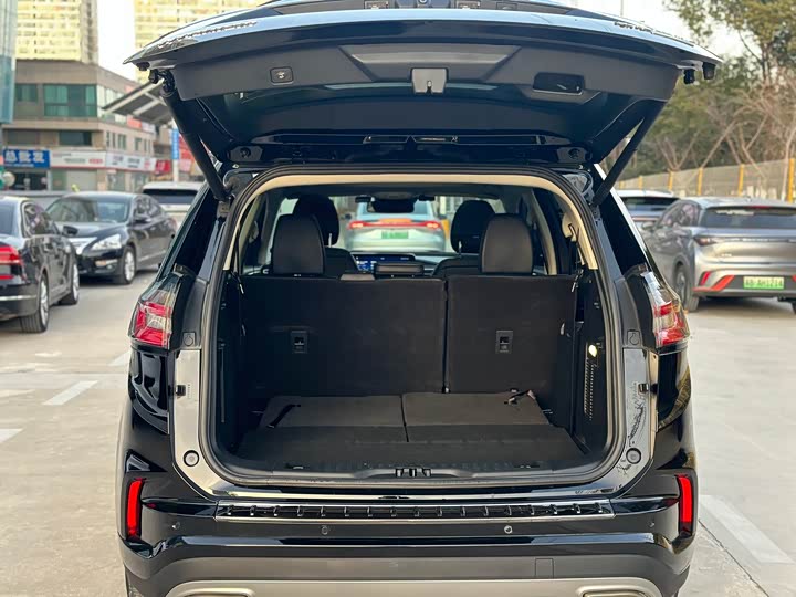 Фото 6 - Ford Edge