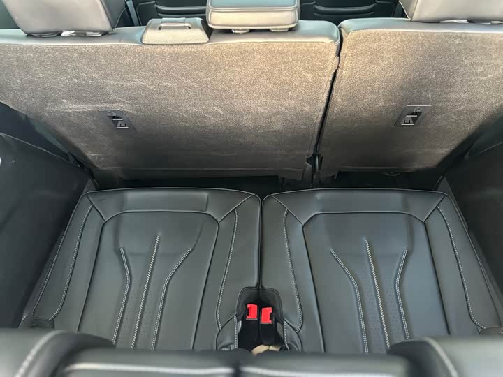 Фото 8 - Ford Edge