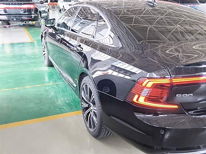 Фото 5 - Volvo S90