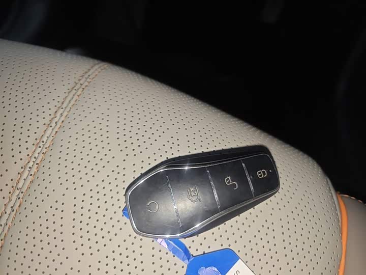 Фото 9 - BYD Yuan Plus