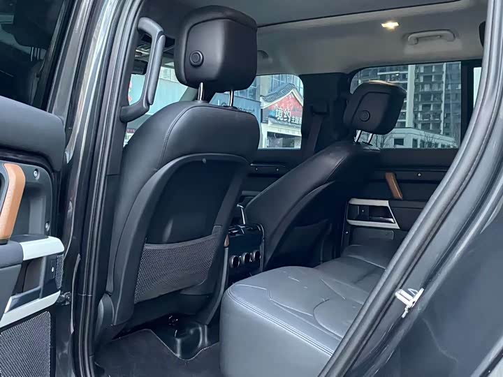 Фото 3 - Land Rover Defender