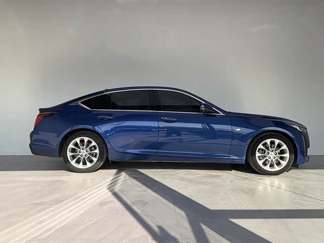 Фото 6 - Cadillac CT5