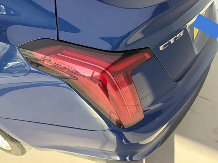 Фото 8 - Cadillac CT5