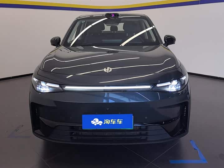 Фото 2 - Leapmotor C10