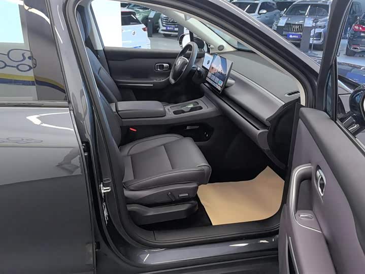 Фото 8 - Leapmotor C10