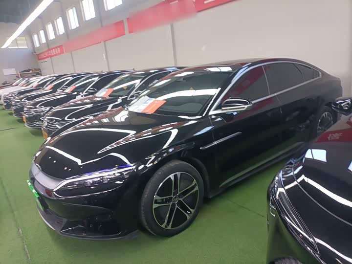 Фото 2 - BYD Han