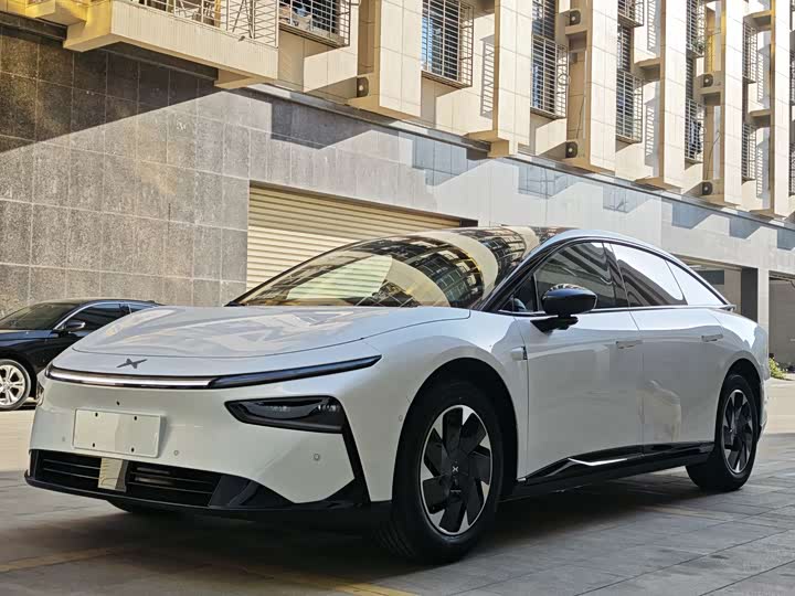 Фото 1 - XPeng F57