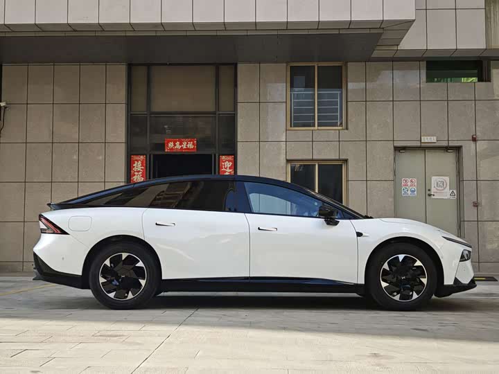 Фото 4 - XPeng F57